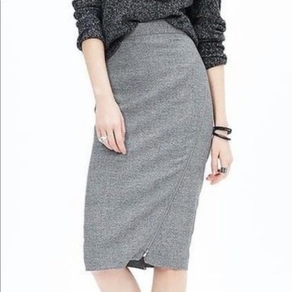 Banana Republic Dresses & Skirts - NWOT! Pencil Skirt w/ Asymmetrical Zipper